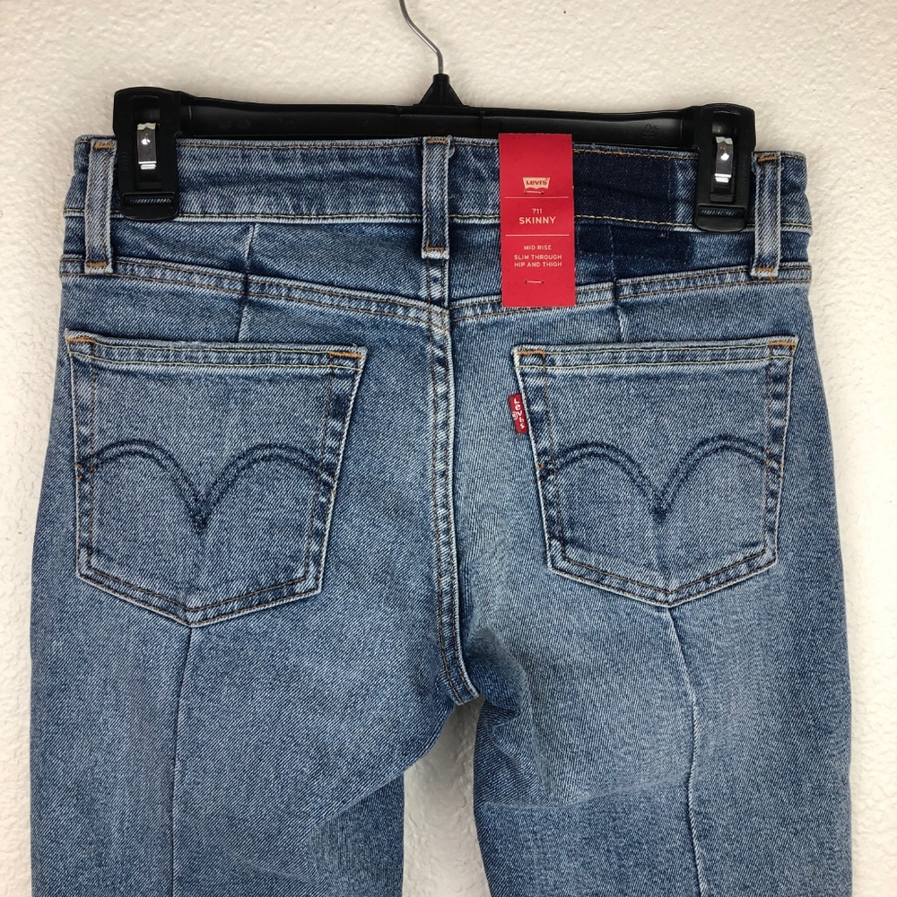✨LAST PRICE DROP! Levi's Altered 711 Skinny Jeans - Picture 6 of 8